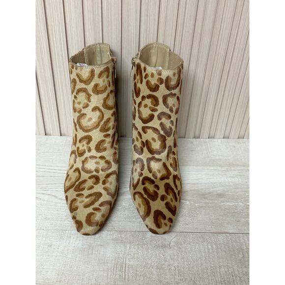 Vince Camuto Womens Ambind Ankle Boots Stiletto Cow Hair Leopard Zip Up 8M - Picture 3 of 15